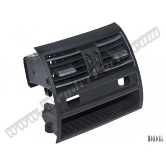 Klima/Kalorifer Izgarası F10+LCI Arka; (Komple) Nikelajlı Siyah Isıtmalı Arka Koltuk